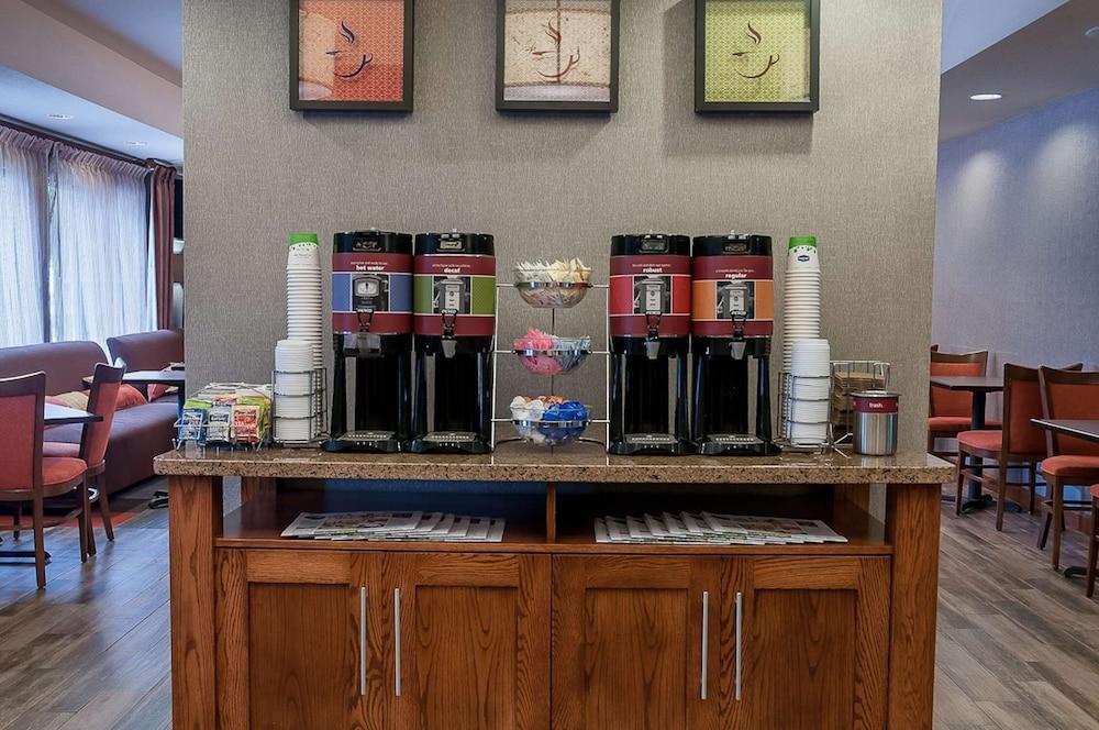 Hampton Inn Fort Collins Buitenkant foto